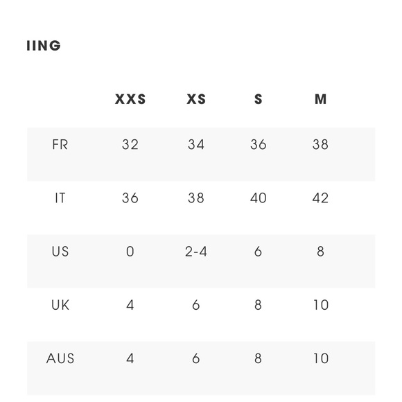 Christopher Esber long sleeve top black
Knit shirt with cutouts
Anglaise
NWT - Picture 10 of 10